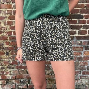 Short Léo